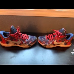 Kobe Bryant 10 Shoes “independence day” color way